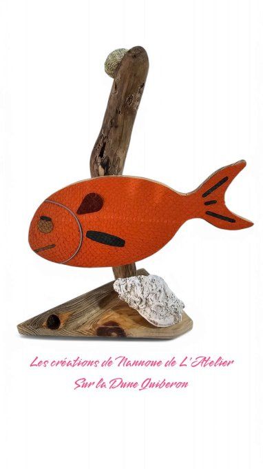 POISSON en bois flottés et cuir de poisson